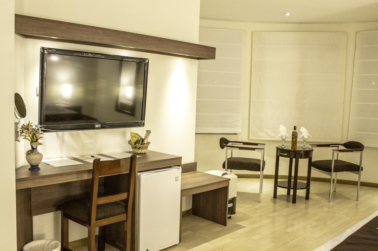 Hotel Brilia Chimbote Szoba fotó
